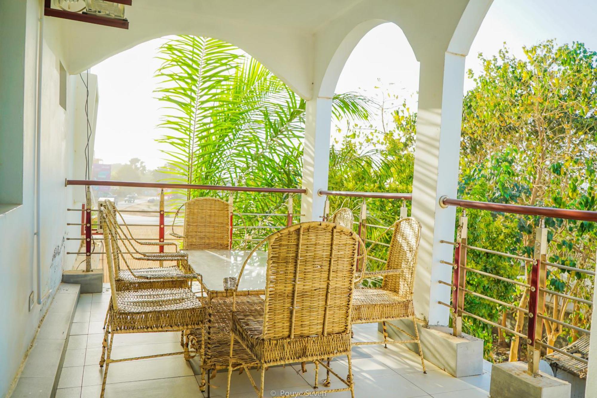 Mgm Apartments Gambia Kololi Exteriör bild